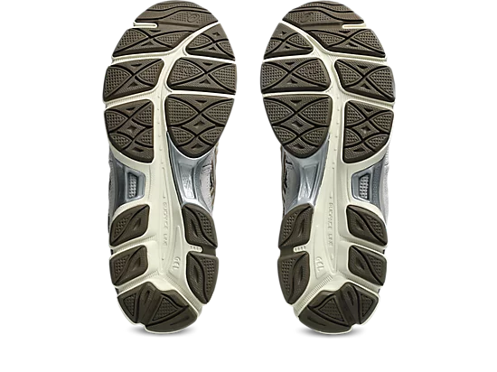 Asics - GEL-NYC in Cream and Cement Grey - Image 6