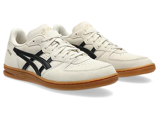Asics - Skyhand OG in Oatmeal/Black - Image 3