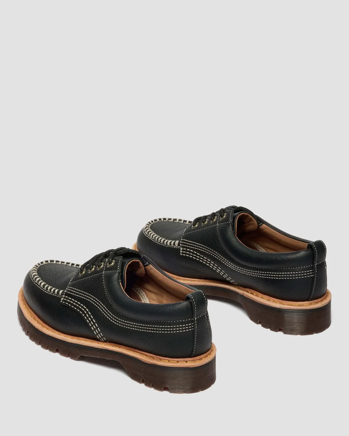 Dr. Martens - Lowell Wild Grain Leather Moc Toe Shoes in Black - Image 3