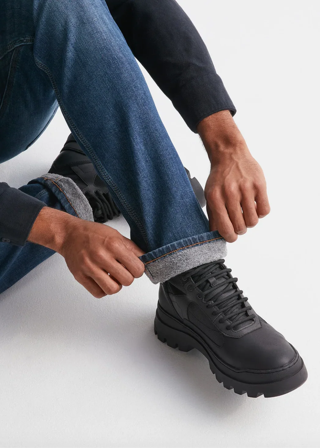 Duer- Fireside Denim Relaxed Lakeshore - Image 3