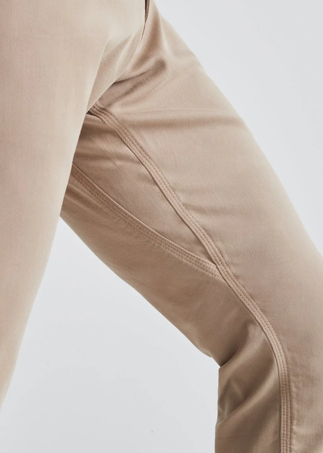 DUER - No Sweat Relaxed Taper: Desert Khaki - Image 4