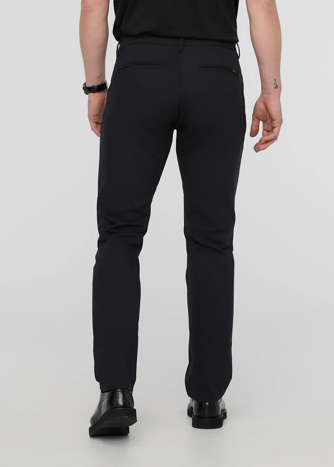 Duer - NuStretch Relaxed Taper Trouser in Black - Image 3