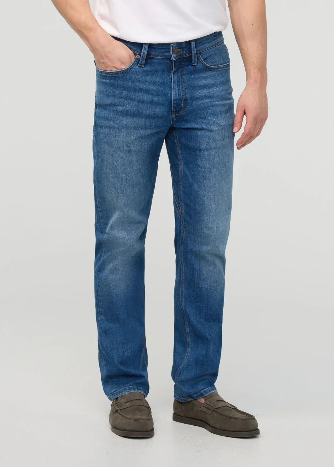 Duer - Performance Denim+ Straight in Alpine Indigo