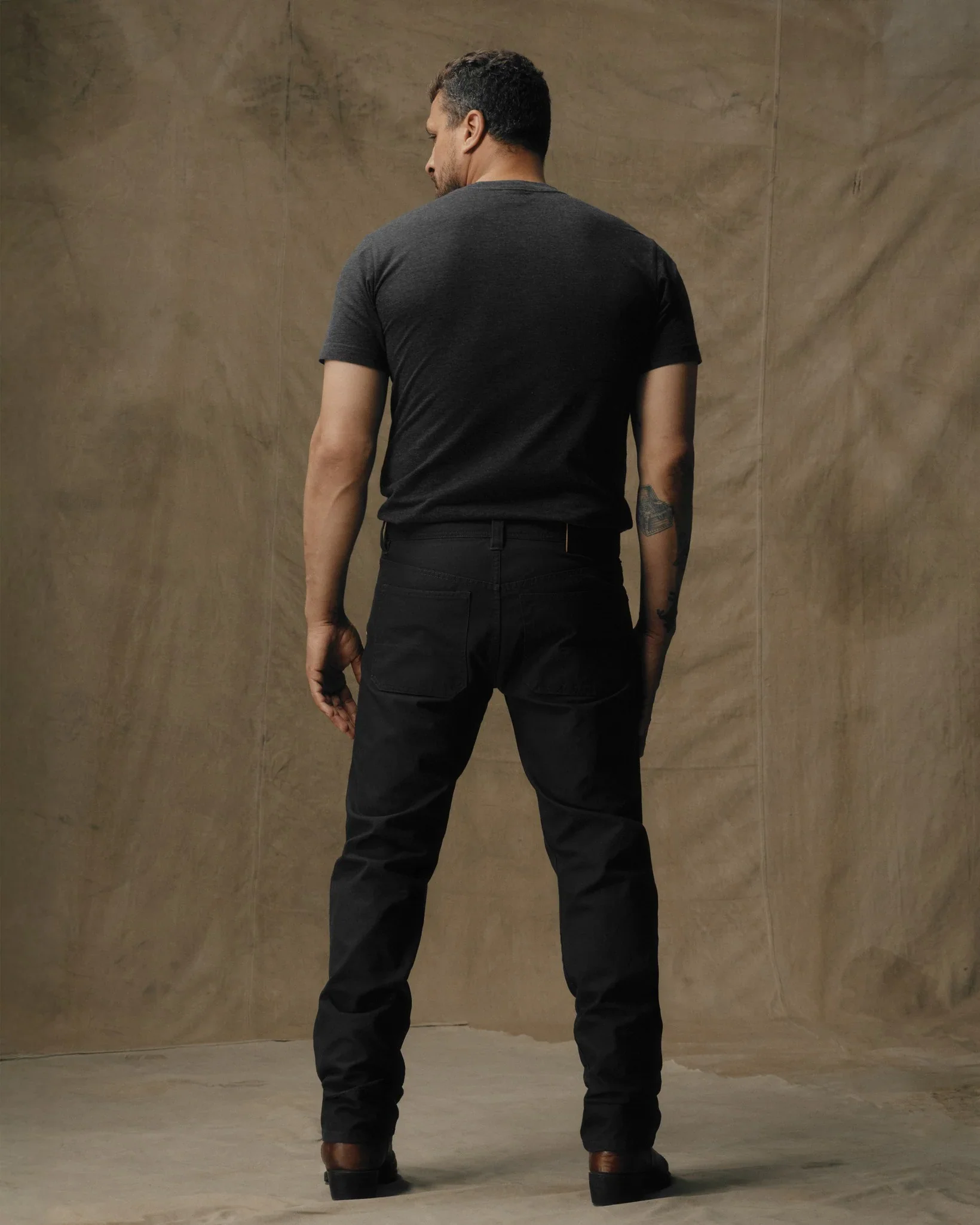 Filson - Dry Tin 5-Pocket Pant in Raven - Image 5
