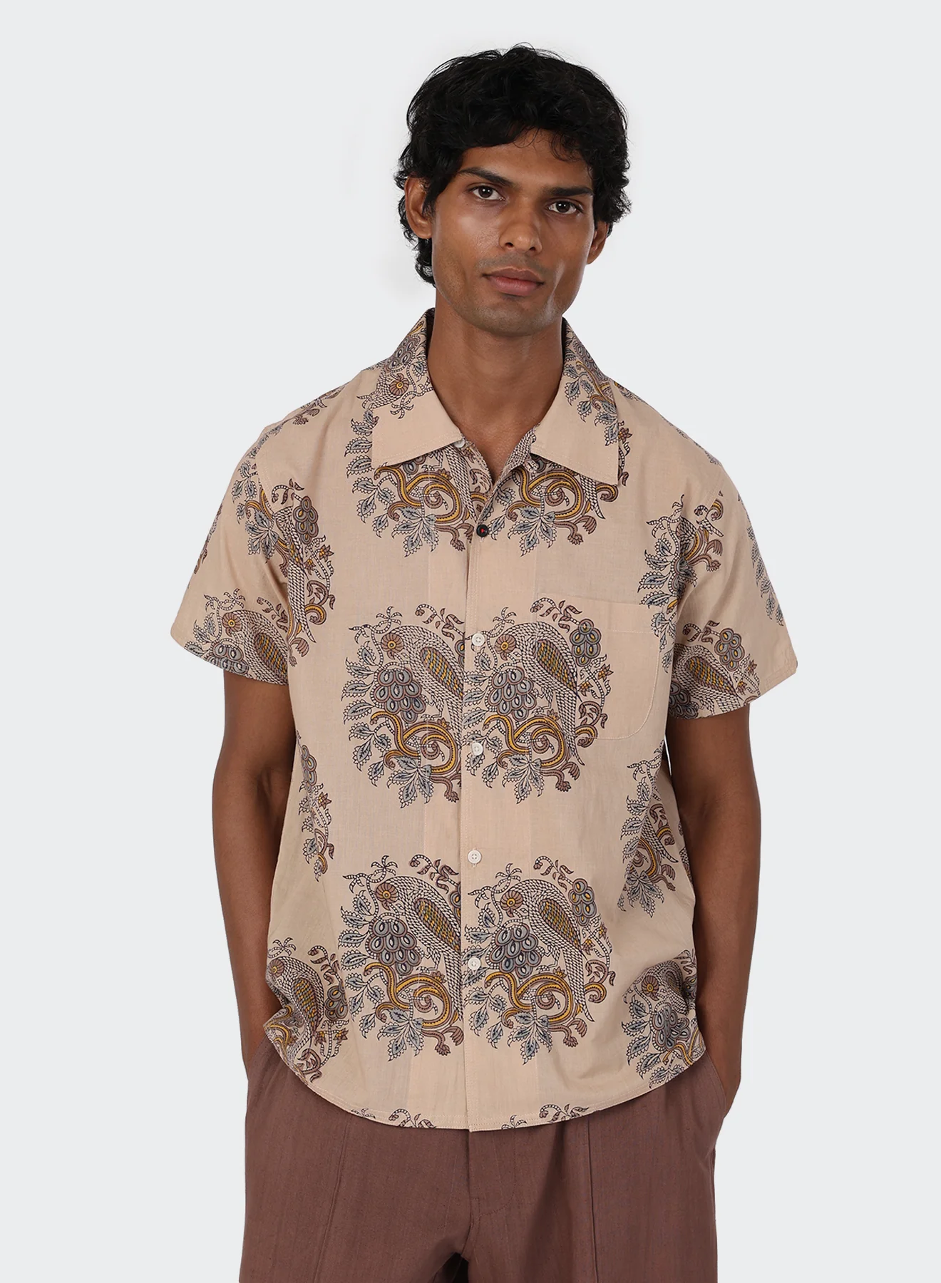 Kardo - Chintan Camp Collar in Owl Block Print - Image 4