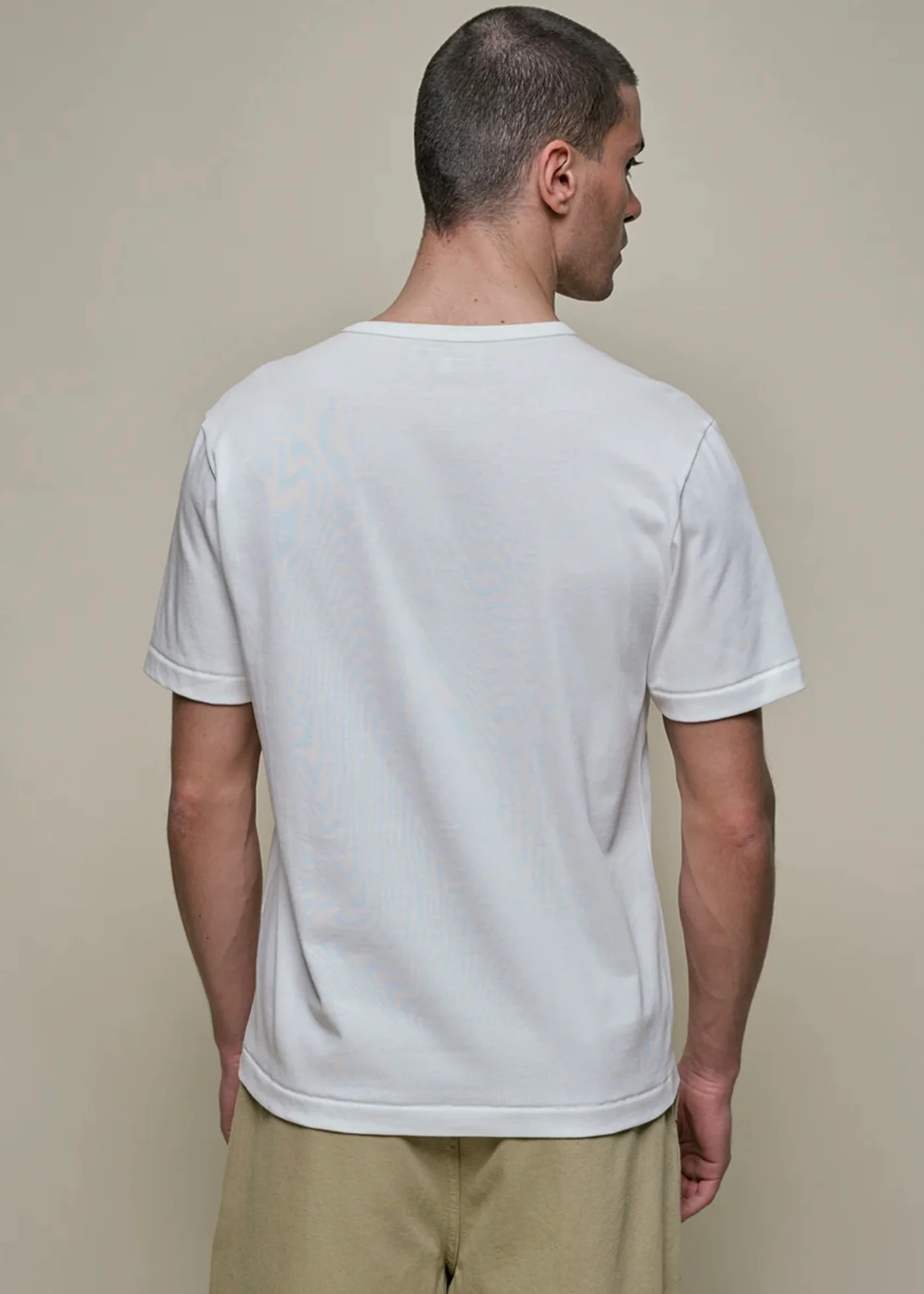 Merz b. Schwanen - 2M15 Vintage Machine Refined Classic Fit T-Shirt in White - Image 3