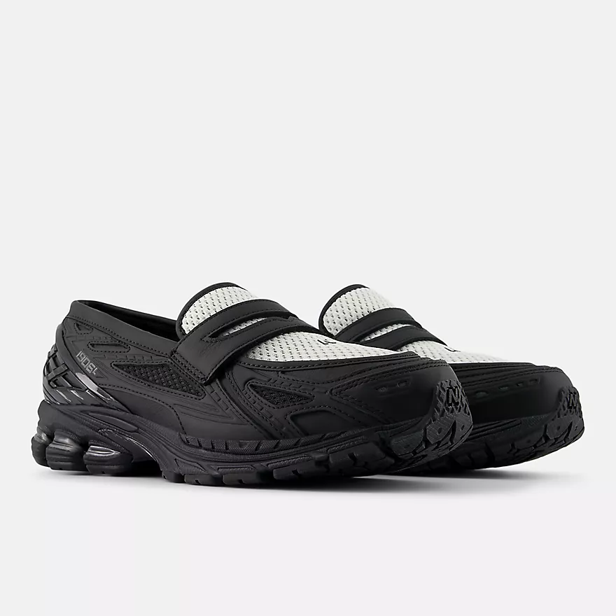 New Balance - 1906L in Black with Angora - Image 4