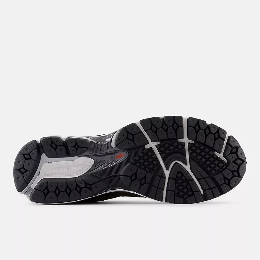 New Balance - 2002 in Woodland with Black cement - Image 5