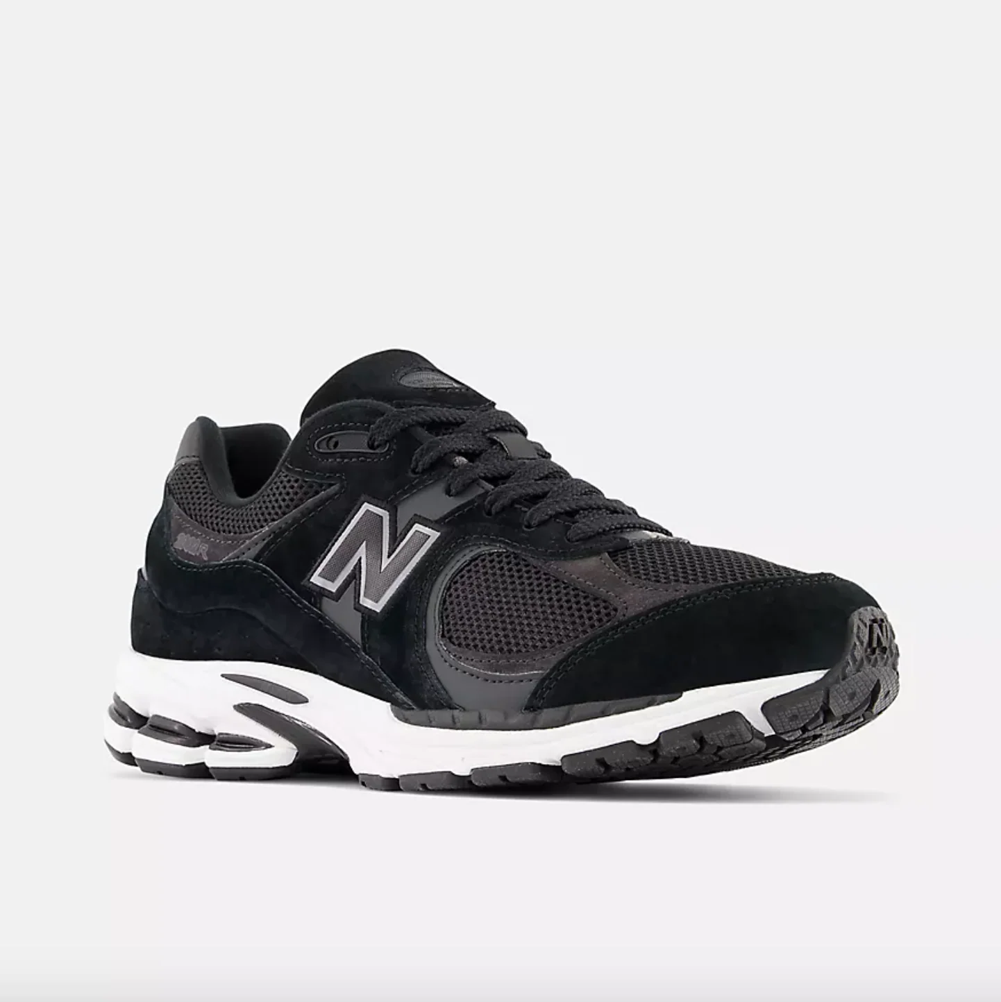 New Balance- 2002r Black with phantom and gunmetal - Image 2
