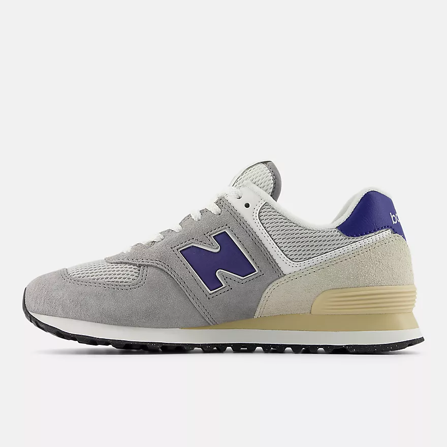 New Balance - 574 in Grey/Grey - Image 3