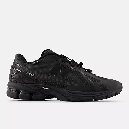 New Balance - U1906X in Black with Alkaline Green