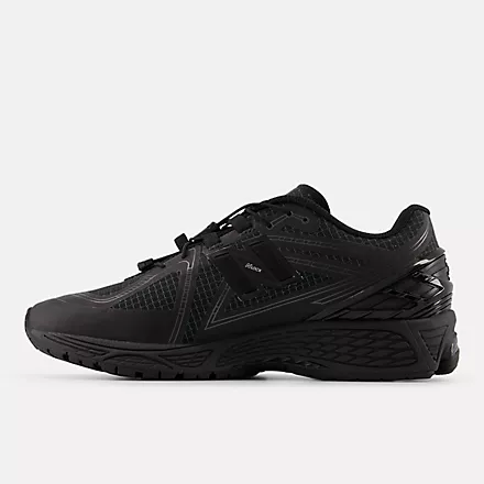 New Balance - U1906X in Black with Alkaline Green - Image 3