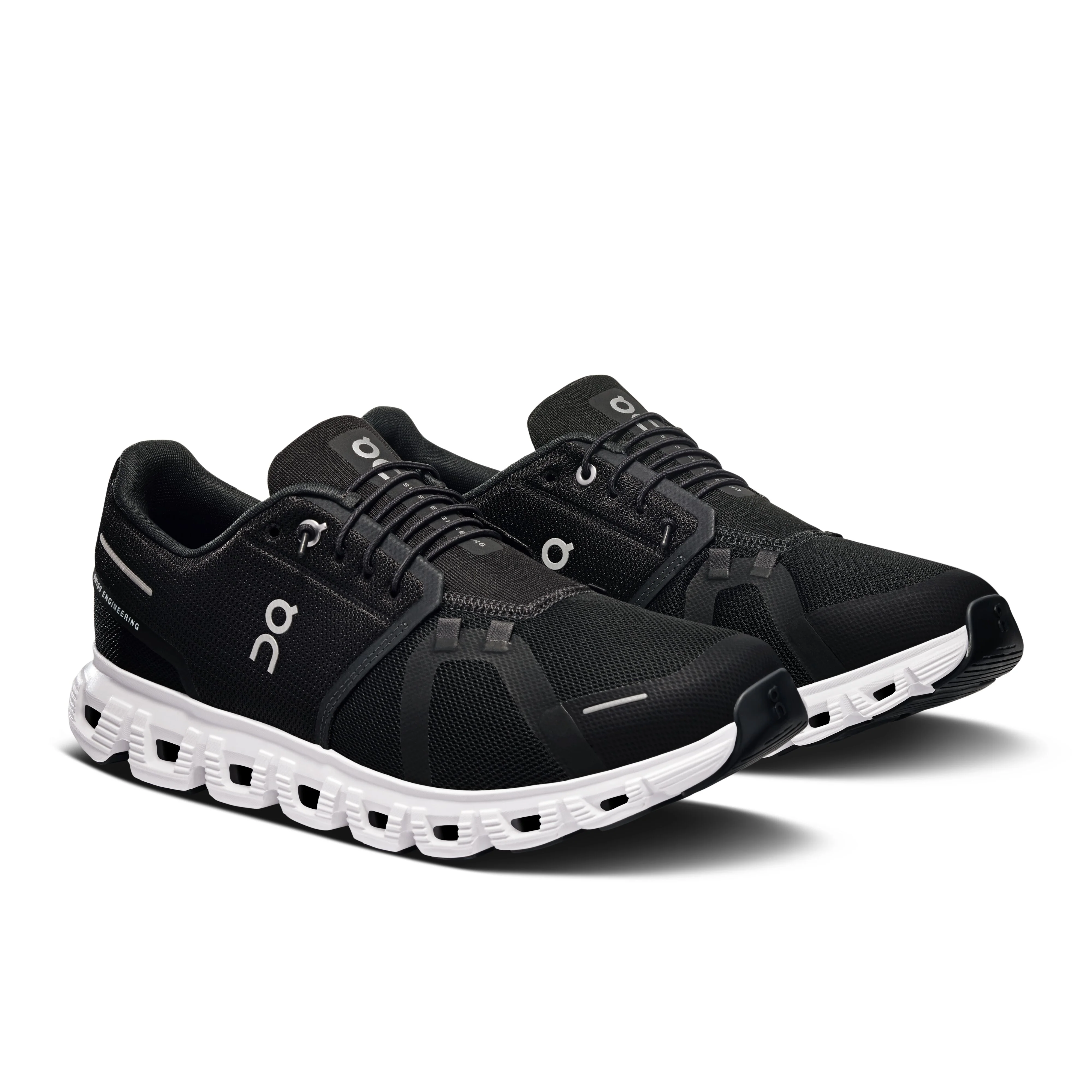 ON Running - Cloud 6 in Black/White - Image 3