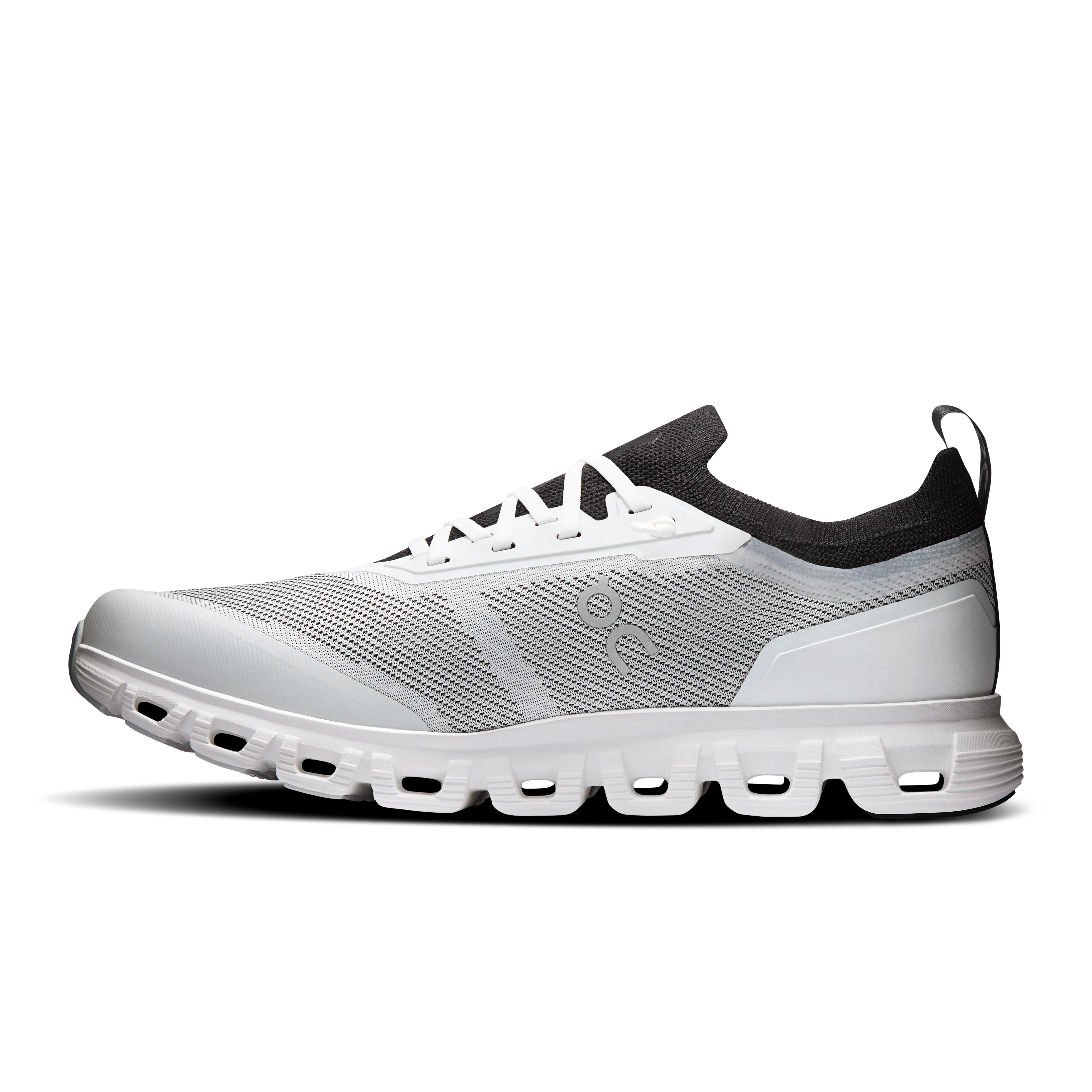 ON Running - Cloud 6 Versa in Black/Ivory - Image 2