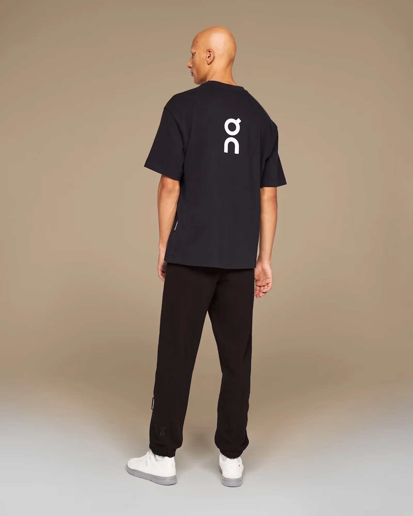 ON Running - Club Pants in Black - Image 3