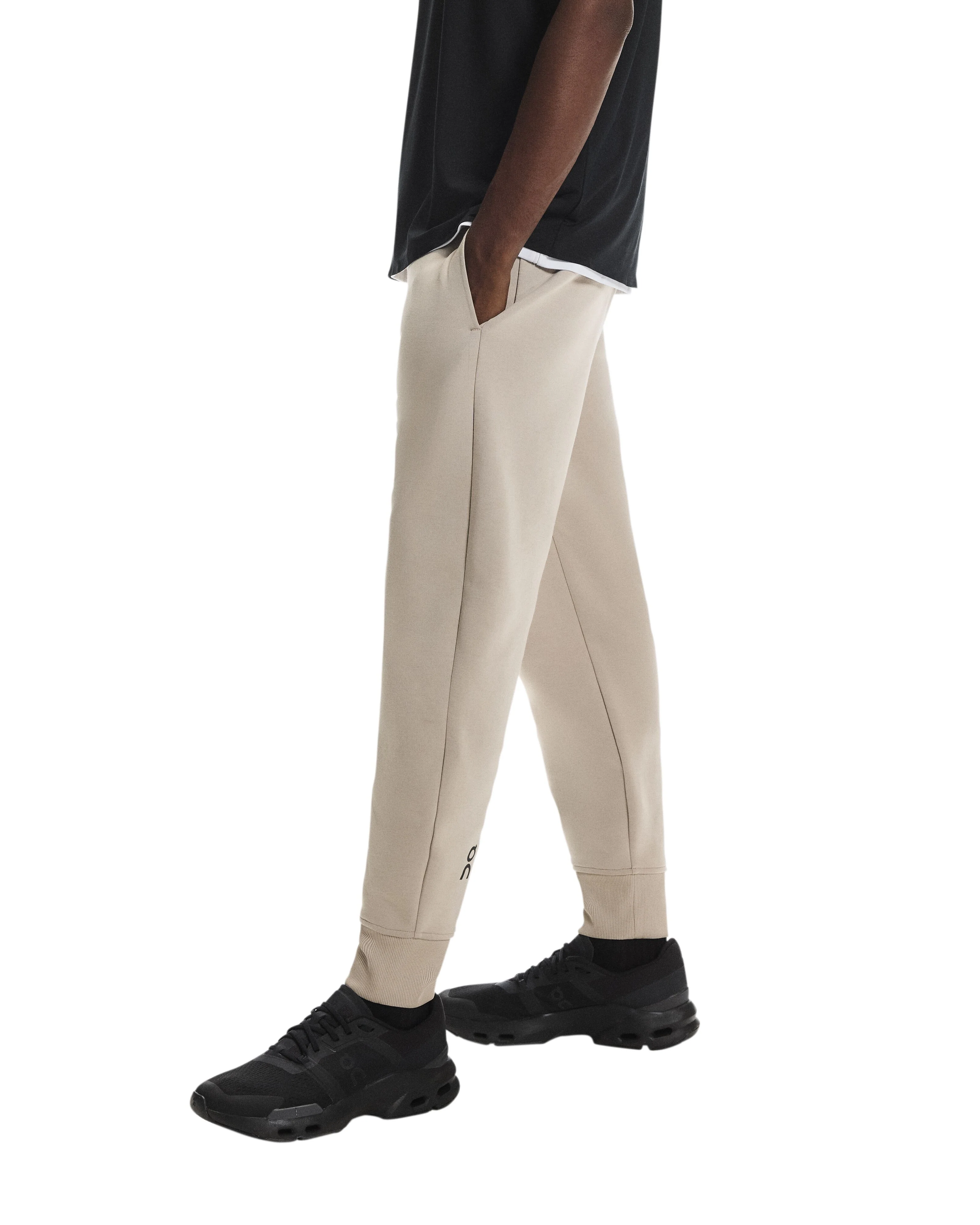 ON Running - Focus Tech Sweatpants in Desert - Image 4