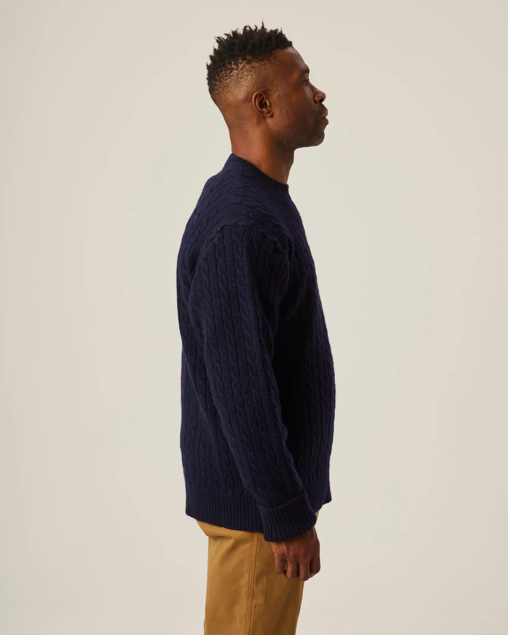 Peregrine- Makers Stitch Cable Crew in Navy - Image 4