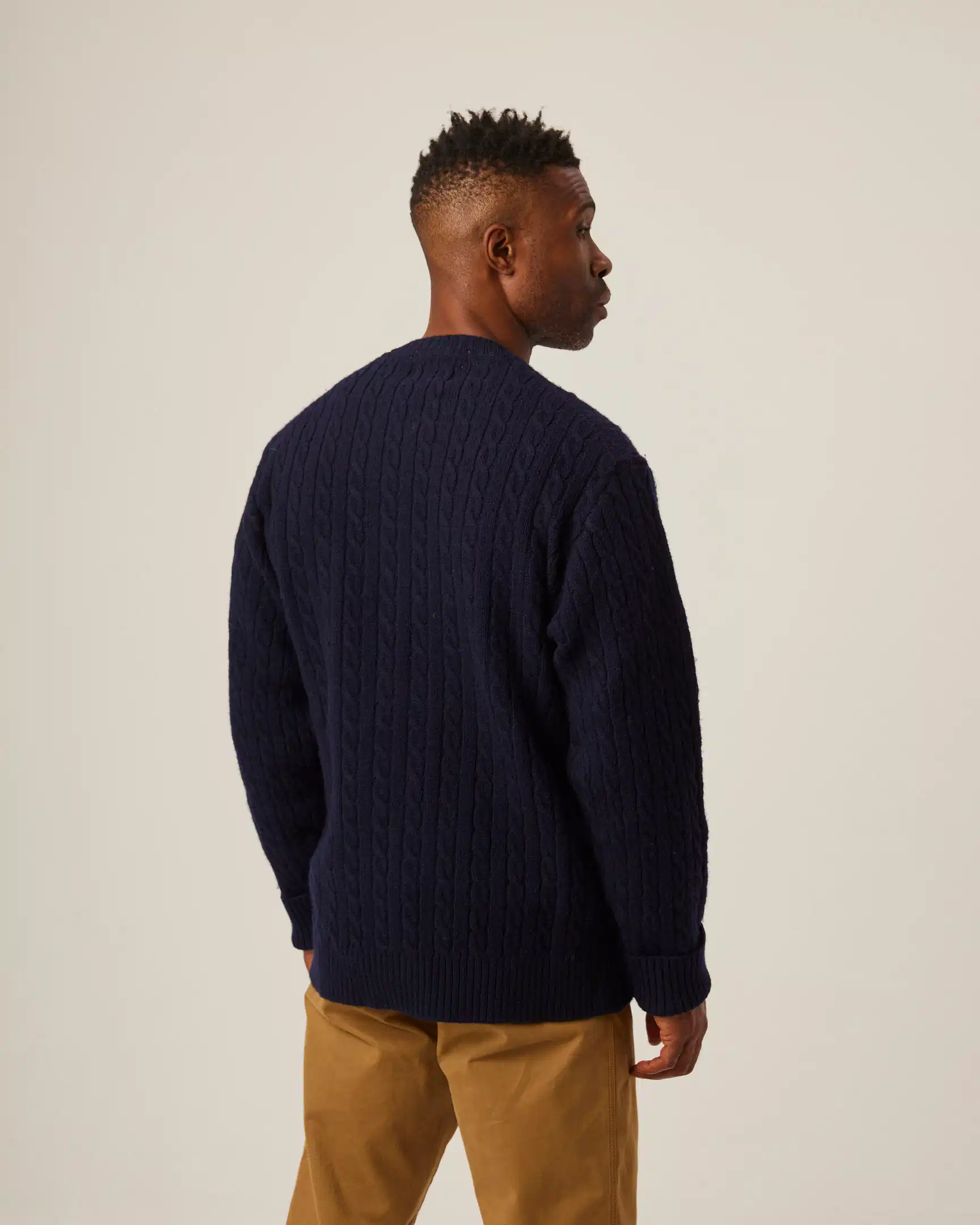 Peregrine- Makers Stitch Cable Crew in Navy - Image 5