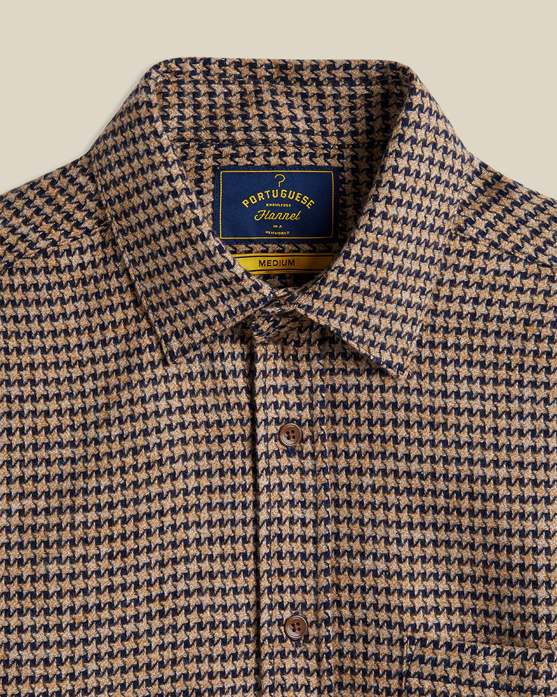Portuguese Flannel - Abstract Pied Poule in Navy - Image 2