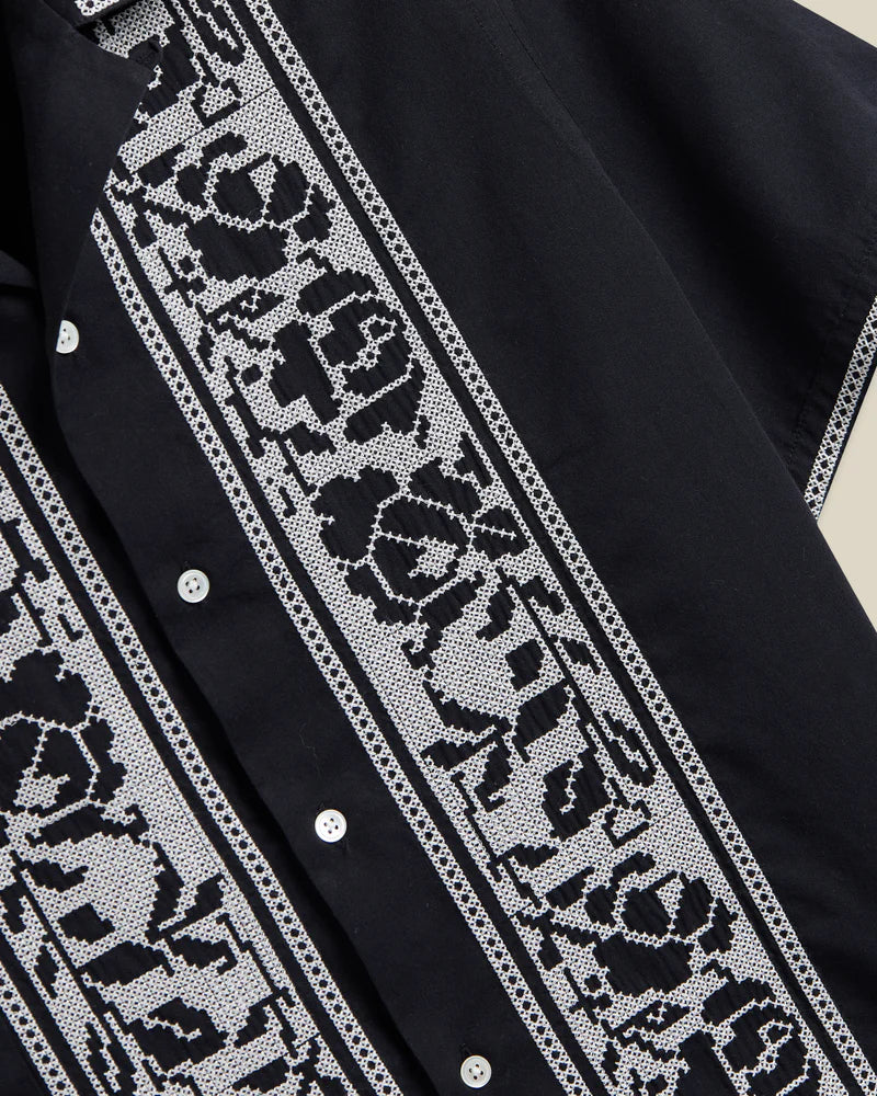 Portuguese Flannel - Cross Stitch in Black - Image 3