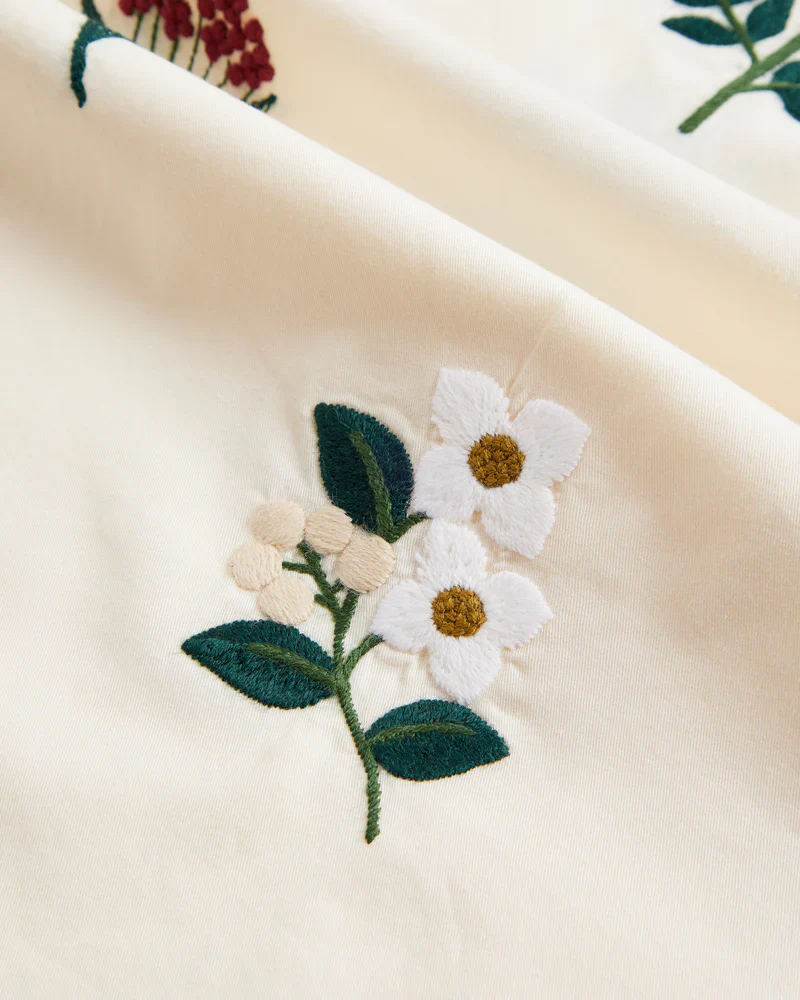Portuguese Flannel - Embroidery Flowers in Ecru - Image 4