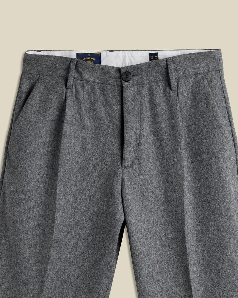 Portuguese Flannel - Single Pleat Trousers in Grey Wool - Image 2