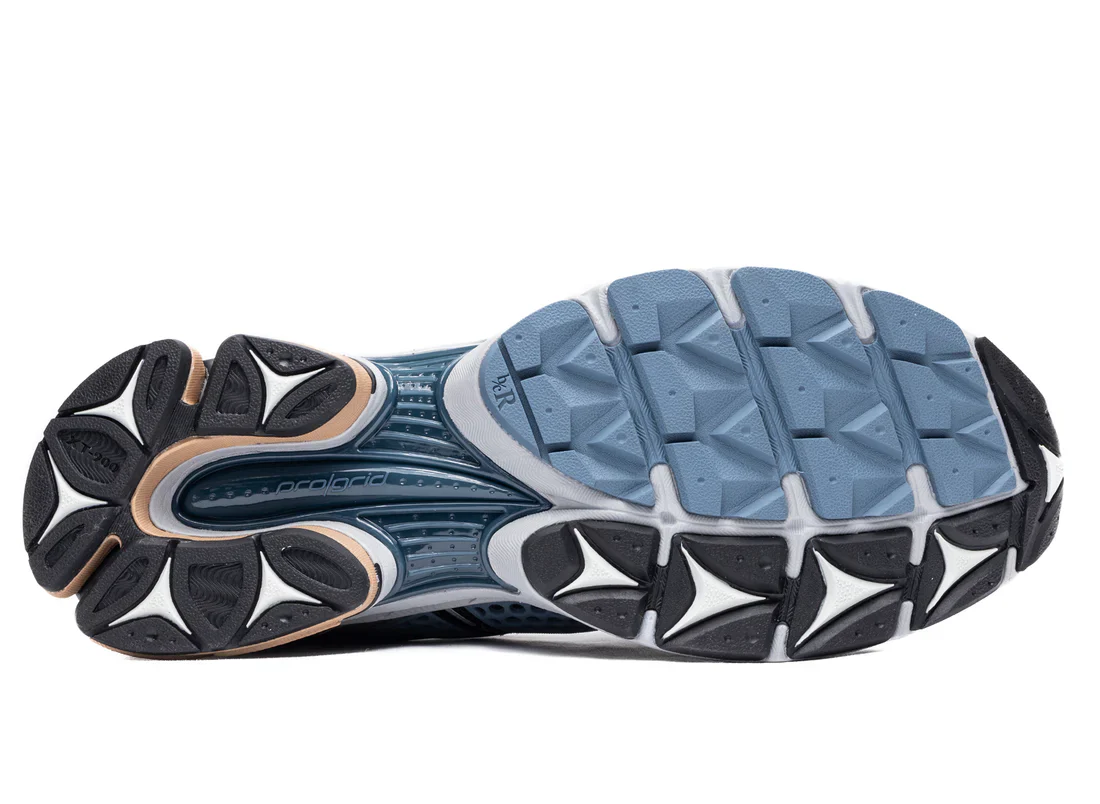 Saucony- Progrid Triumph 4 Caviar Morel - Image 4