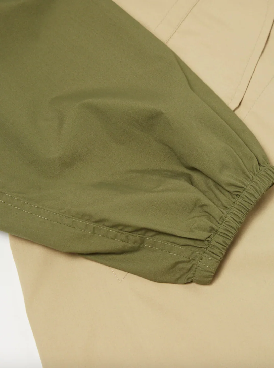 Universal Works- Beach Parka Olive/Sand - Image 5