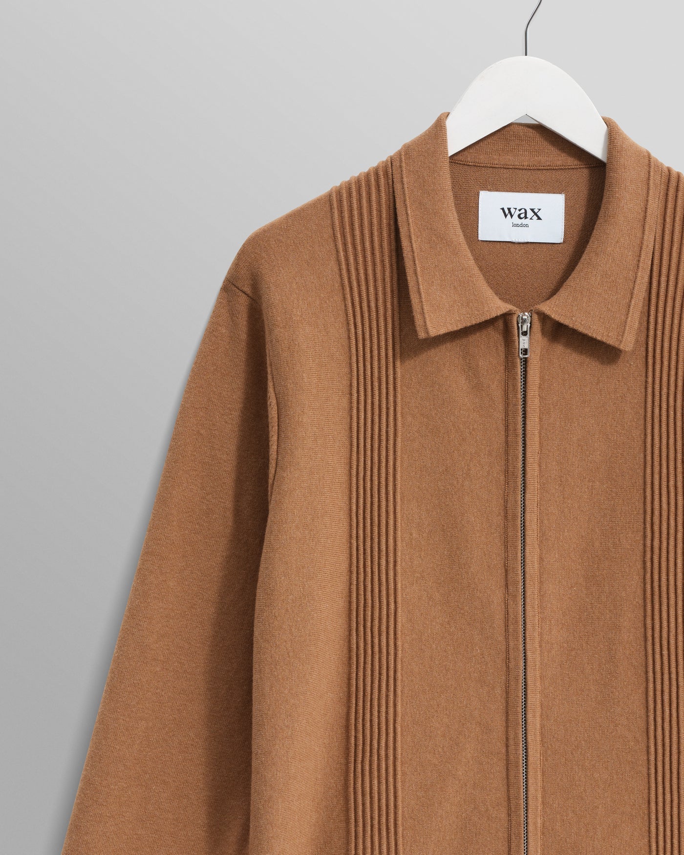 Wax London - Lennox Camel Milano Stripe Knitted Polo - Image 3