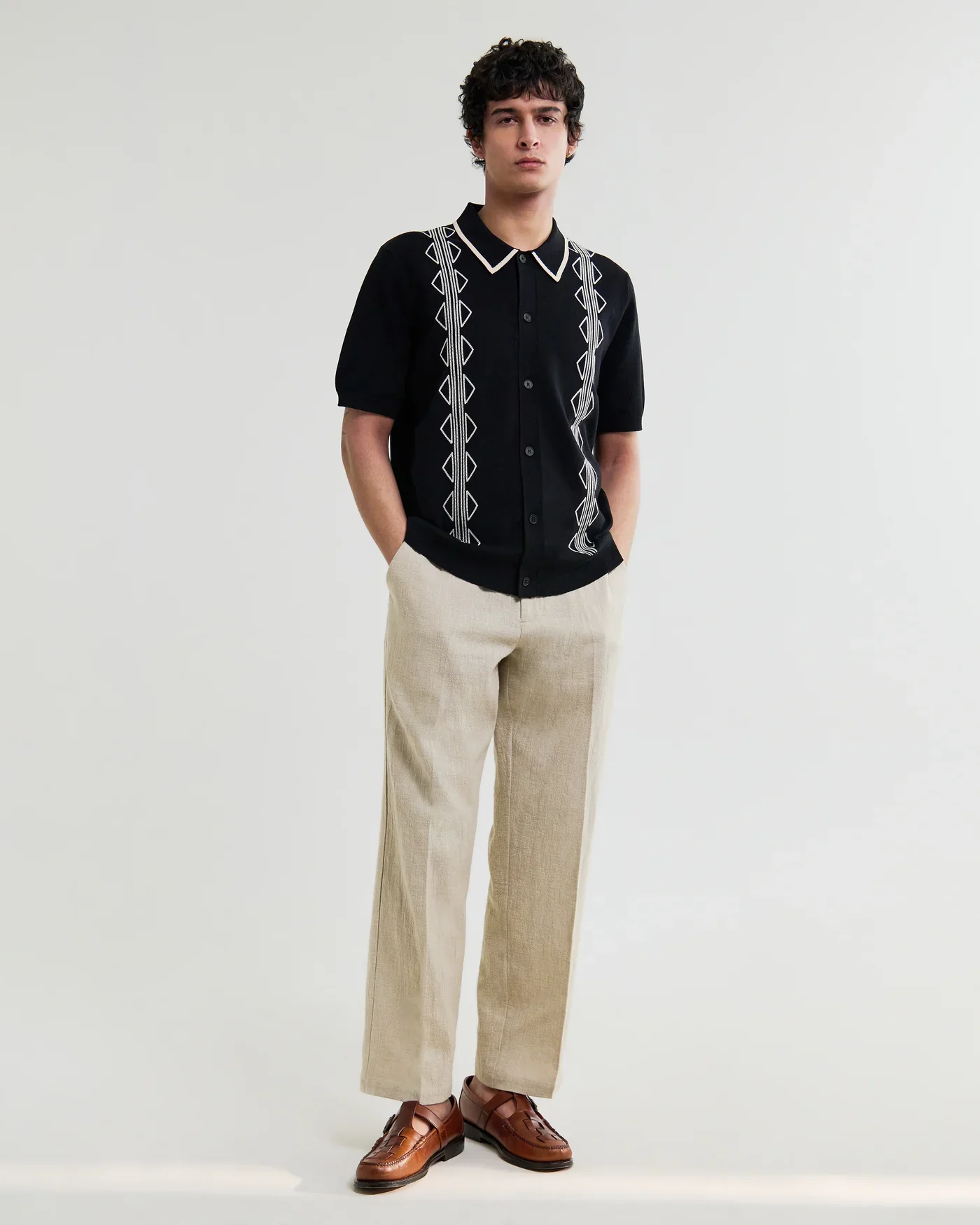 Wax London - Tellaro Retro Embroidered Shirt in Black And Ecru - Image 4
